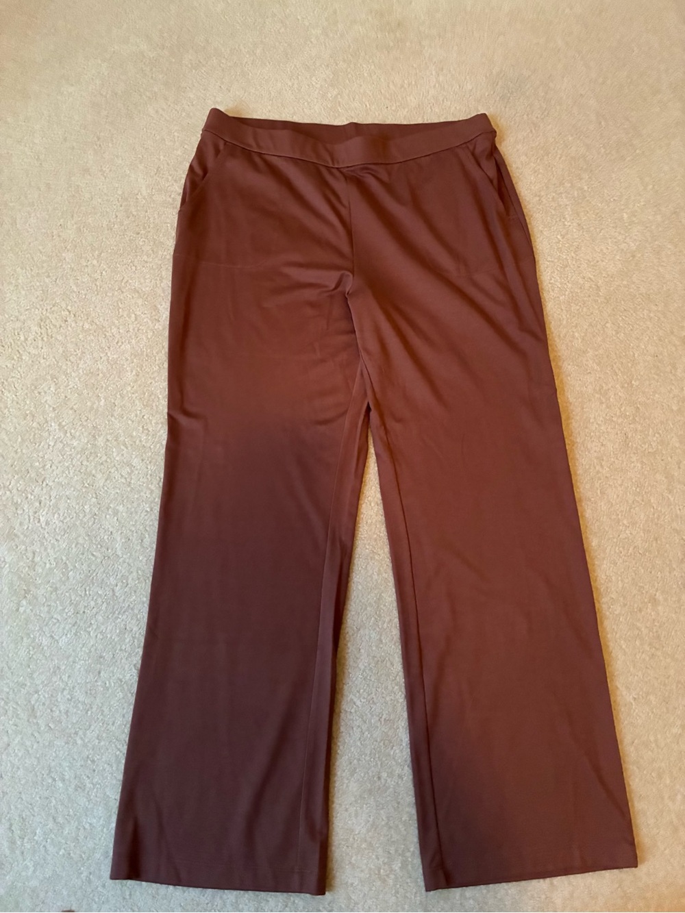 Women's Wide-Leg Pull-On Pants in Brown